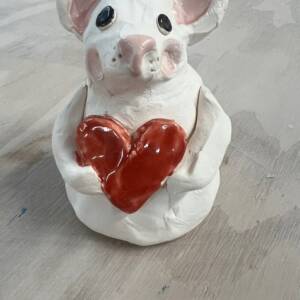 Mouse with heart